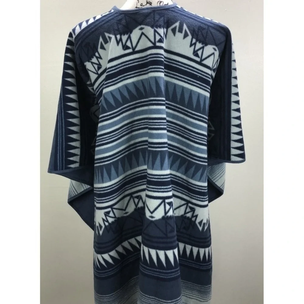 Woolrich Poncho Blue Bohemian Aztec Blanket Wrap Southwest Tribal Fleece Poncho